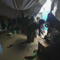 Ataques israelíes matan a 12 personas en Gaza mientras la guerra se extiende al año nuevo