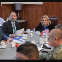 Gobernadora de Chihuahua acuerda con Mesa de Seguridad la instalación de nuevas bases de operaciones