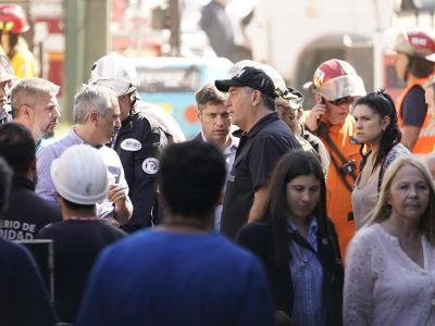 El gobernador Axel Kicillof viajó a Villa Gesell y estuvo en el hotel Dubrovnik