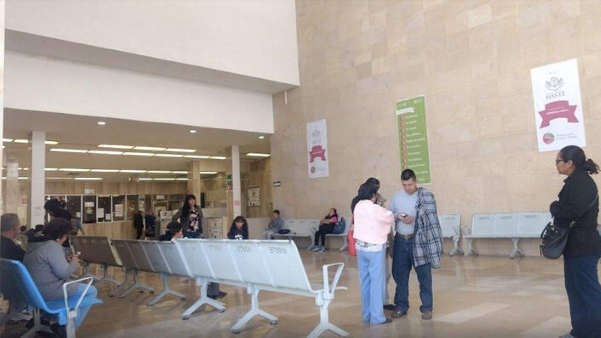 Sala de espera en el ISSSTE de Pachuca. Hidalgo