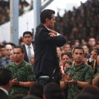 'Inadmisibles, críticas al Ejército; quienes ven crisis la tienen en su mente”: Peña