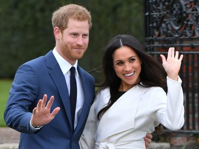 ¡Wow! No solo el príncipe Harry y Meghan renunciaron a la realeza británica, ellos también abdicaron