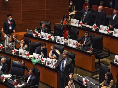 Monreal desmiente al PAN: Américo Villarreal no está inhabilitado para asumir la gubernatura