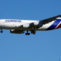 ¿A qué vienen? Autorizan la entrada de 200 médicos cubanos