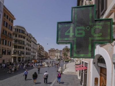 OMM alerta por aumento de riesgos de muertes y ataques cardíacos con olas de calor extremo