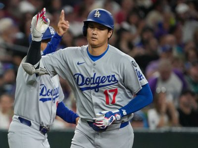 Ohtani iguala su récord de jonrones y Dodgers ganan el título divisional