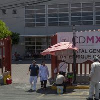 CDMX: Mujer de 67 años presenta reacciones tras ser vacunada