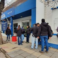 Trabajadores del EPAS protestaron ante “la falta de recursos para garantizar el servicio”