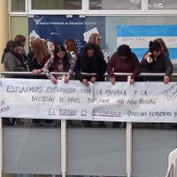 Centenario: Estudiantes y profesores del IFD 9 fueron al CPE y no los recibieron