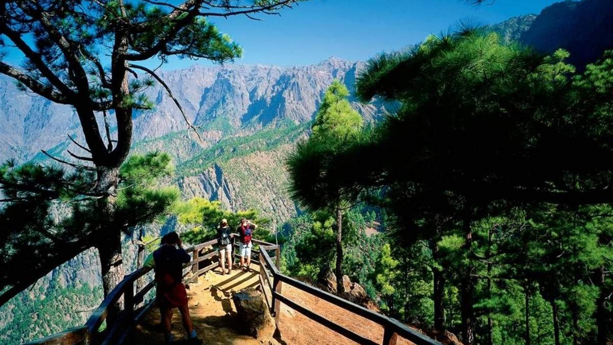 Un sitio en medio del Atlántico, con naturaleza y terreno volcánico. Fuente: (Instagram)