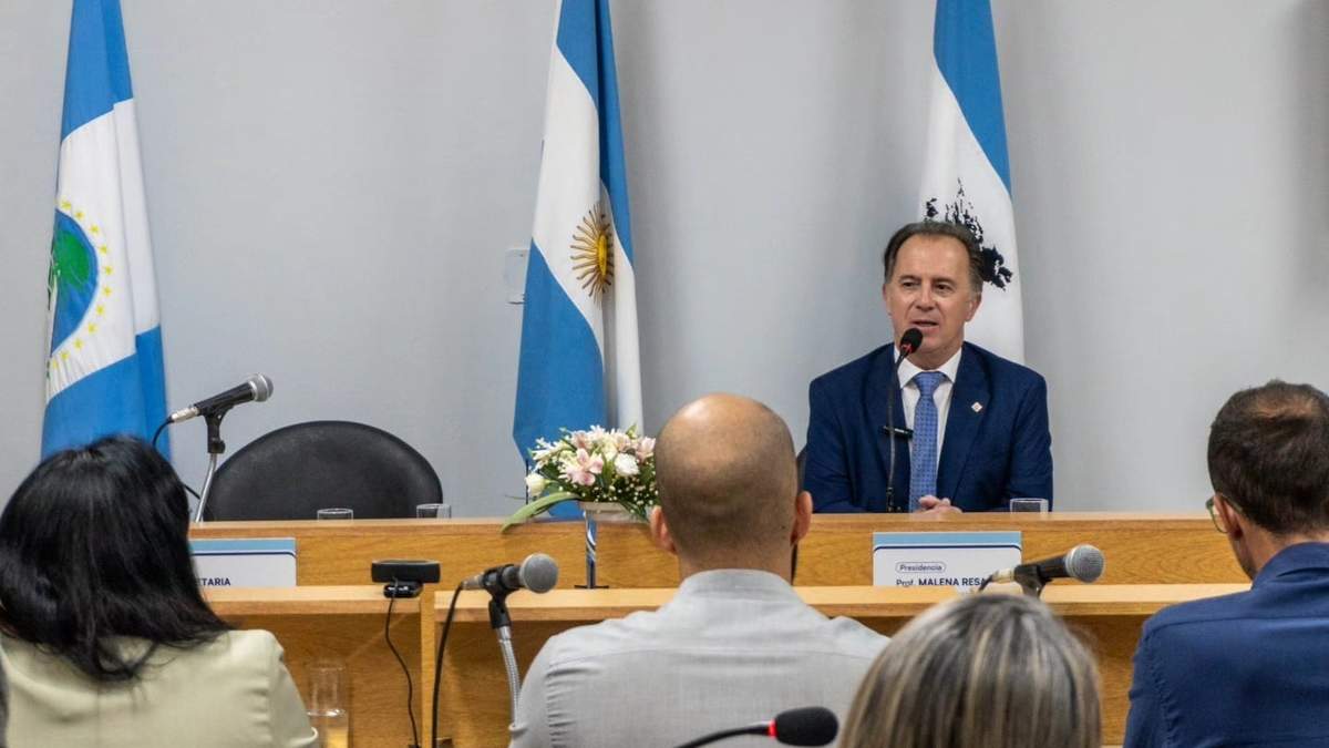 Luis Bertolini en el Concejo Deliberante de Plottier. Fuente: (Concejo Deliberante Plottier)