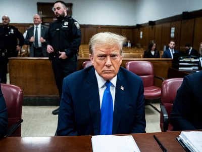 Fiscal especial pide retomar el caso contra Trump por este asunto