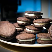 Las del paquete están re caras, hacé estas deliciosas oreos sin TACC con el mismo o mejor sabor que las originales