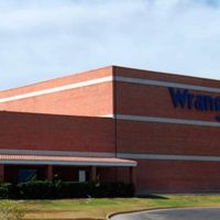 Wrangler cierra fábricas en Coahuila; anuncia despido de 2 mil trabajadores