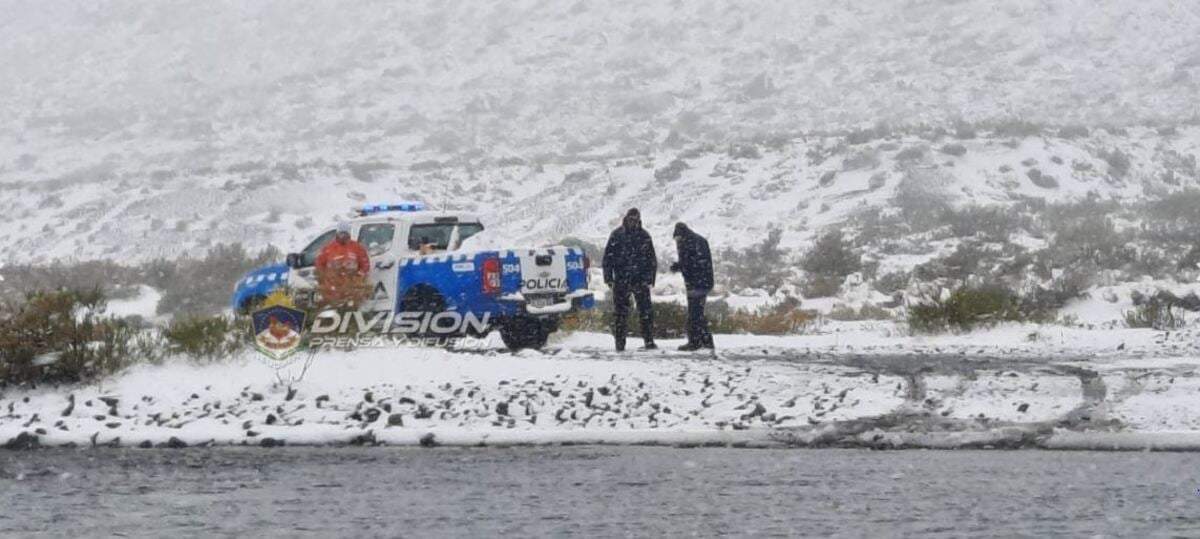Operativo policial de la Comisaría 30° de Andacollo durante el operativo de búsqueda de los crianceros. Fuente: (Policía de Neuquén)