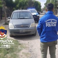 Recuperaron un auto robado en barrio 192 Viviendas: tres detenidos