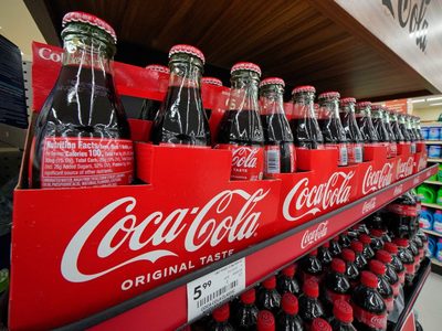 Coca-Cola México cambia de presidente en medio del aumento de impuestos a refrescos