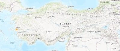 Muere una persona tras saltar de su vivienda durante un terremoto en Turquía