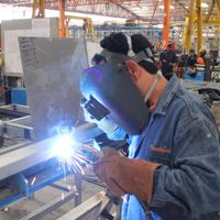 Indec: la actividad industrial subió 3,4% en septiembre y cortó una caída de ocho meses