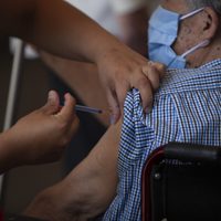 Sheinbaum: vacunación a personal educativo podría adelantarse y duraría una semana