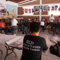 Familiares de desaparecidos incursionan en zona dominada por Los Ardillos