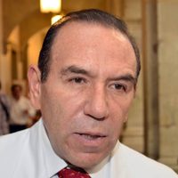 Germán Tenorio, exsecretario de Salud de Oaxaca, sale del penal y seguirá su juicio en libertad