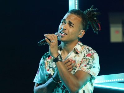 "¡Está bien bueno!": El video viral de Ozuna bailando y cantando en la ducha. ¡OMG!