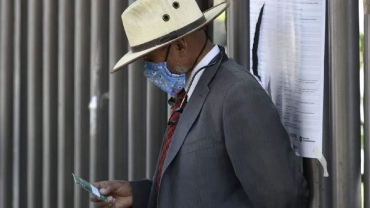 Un pensionado del IMSS