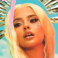 ¡De cara al sol! Becky G se relajó y nos quedamos sin palabras