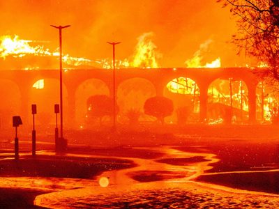 Ya hay más de 80 mil evacuados por los voraces incendios de California