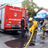 Un nene jugaba con un encendedor y provocó un incendio en Neuquén Capital