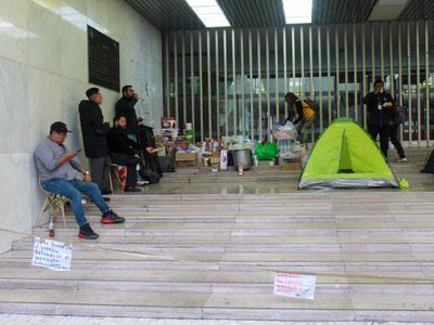 Trabajadores del Poder Judicial de CDMX instalan plantón
