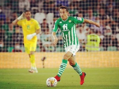 Andrés Guardado vuelve a contagiarse de coronavirus