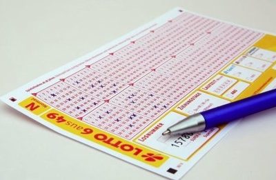 Cuánta lotería hay que comprar para garantizar que se gane algo