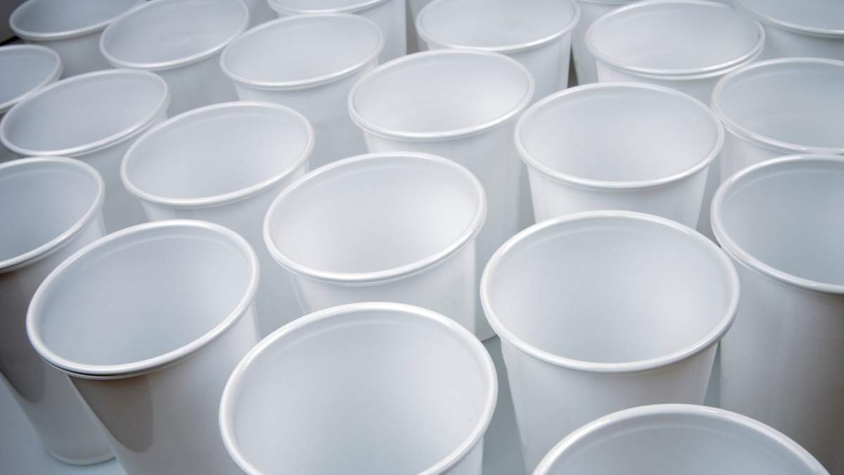 Vasos descartables. Fuente: (X)