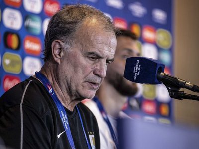 Bielsa fue autocrítico por su gestión en la selección uruguaya