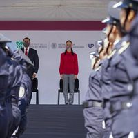 Sheinbaum asegura que hoy la policía "sirve al pueblo"