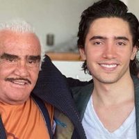 ¡Muy emotivo! El nieto de Vicente Fernández lo sorprende con este hermoso mensaje por sus 80 años