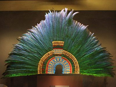 Gutiérrez Müller: 100 años después se usa el mismo argumento para no devolver Penacho de Moctezuma