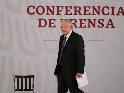 Sigo sosteniendo que vamos muy bien en materia económica: AMLO