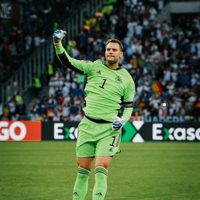 Estrella del futbol mundial revela que sufrió cáncer