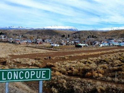 Estudiantes y docentes del IFD 10 de Loncopué se oponen al cierre del profesorado de geografía