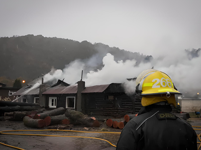 Una estufa fue la causa del incendio en la intendencia del Parque Nacional Lanín