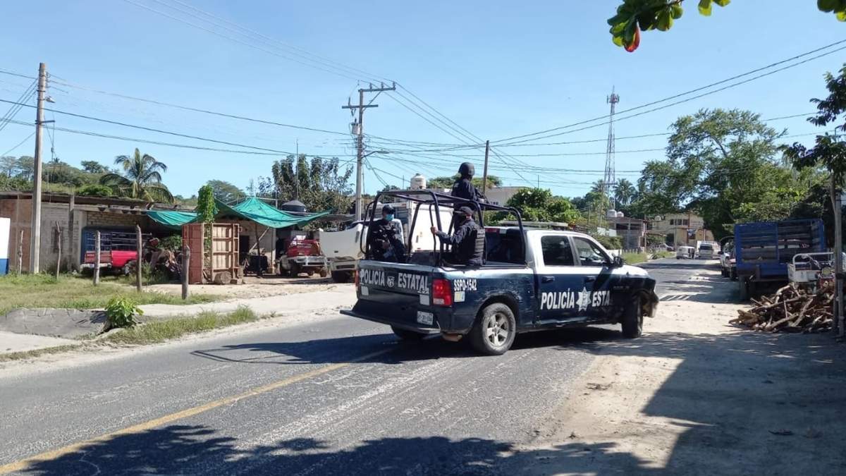Policías estatales de Oaxaca en Santiago Jamiltepec