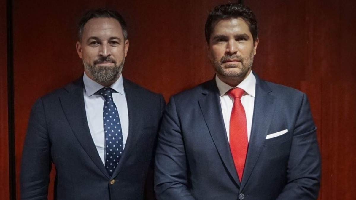 Santiago Abascal, líder de Vox, y Eduardo Verástegui