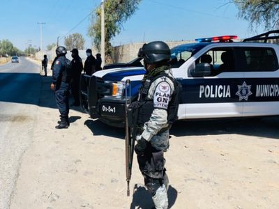 Grupo armado mata a cuatro que pepenaban escombros de inundación en Tula