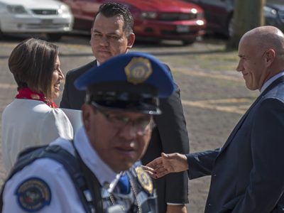 Rosario Robles presenta amparo contra prisión preventiva