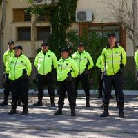 Los preventores de Ciudad ya patrullan con armas taser