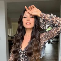 La China Ansa brilló con un outfit de alto impacto y botas maxi que marcan tendencia este invierno