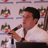 Samuel García critica que AMLO se meta en elección de NL, pero aplaude que exhiba al PRI